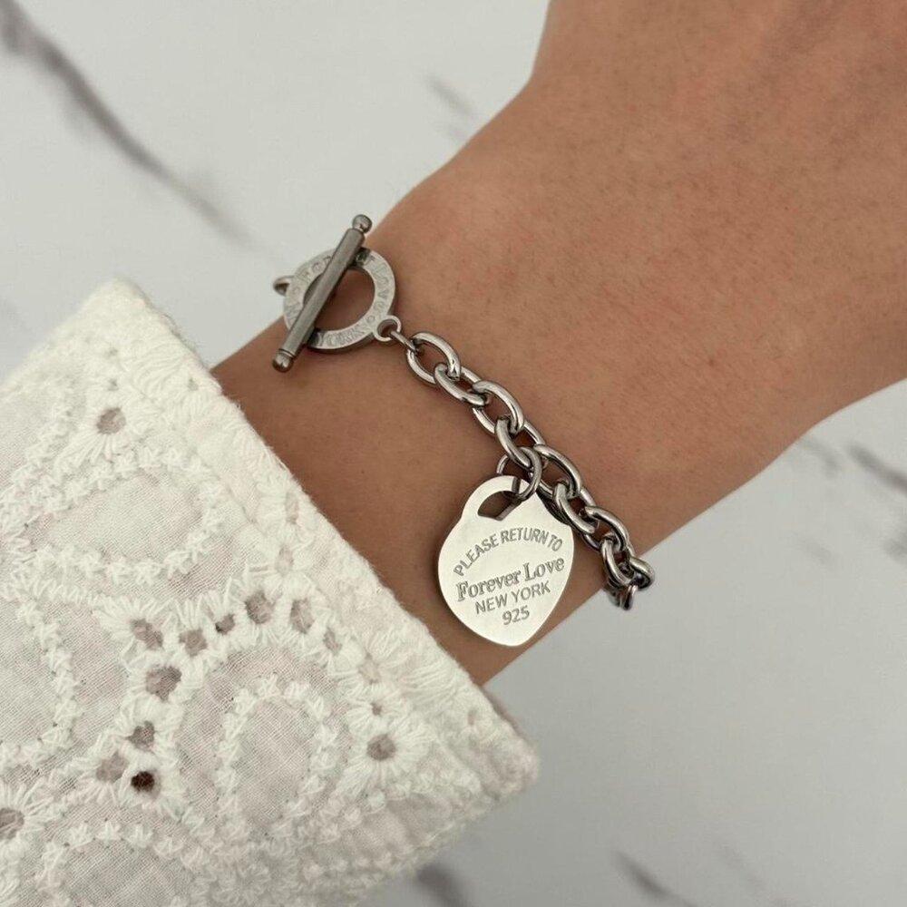 SKU:0231 Silver bracelet pendant‎ silver heart Stainless steel + in a gift box